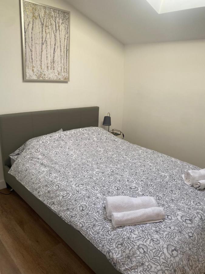 2 Bedroom Central Apartment Leek Esterno foto
