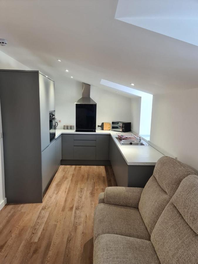 2 Bedroom Central Apartment Leek Esterno foto